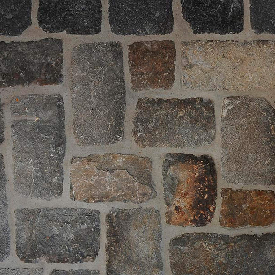 Granite Belgian Used Cobbles are perfect cobblestone pavers combined with the durability of granite and the consistency of size.