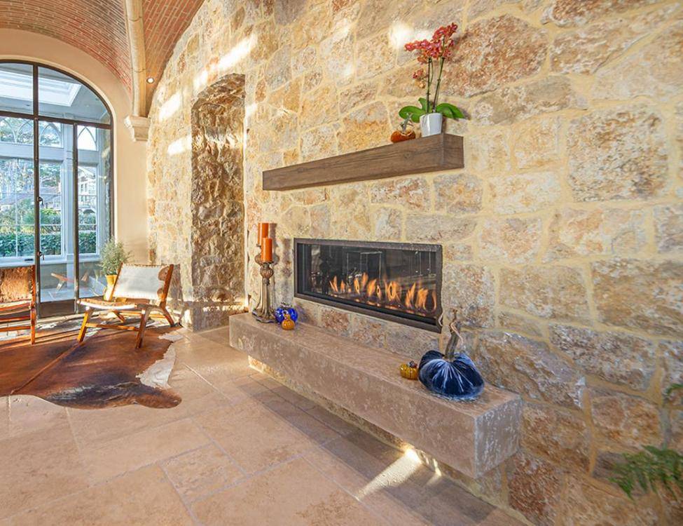 Manor Blend natural stone veneer for your fireplace; (Yellow Osage Limestone)