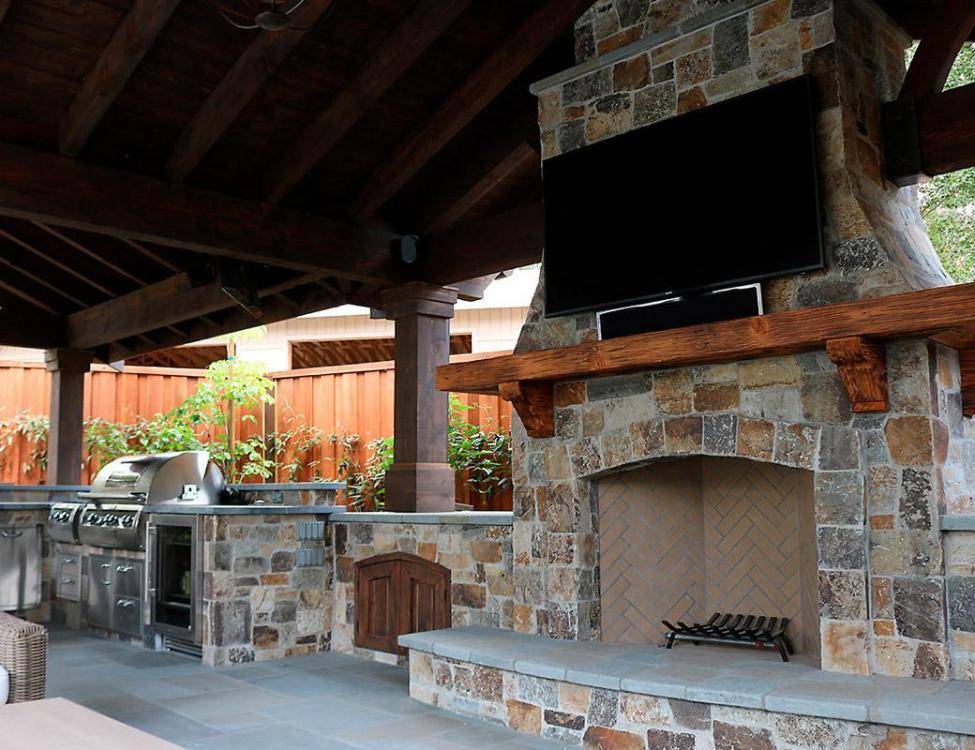 Rocky Mtn. Gold natural stone for your outdoor fireplace